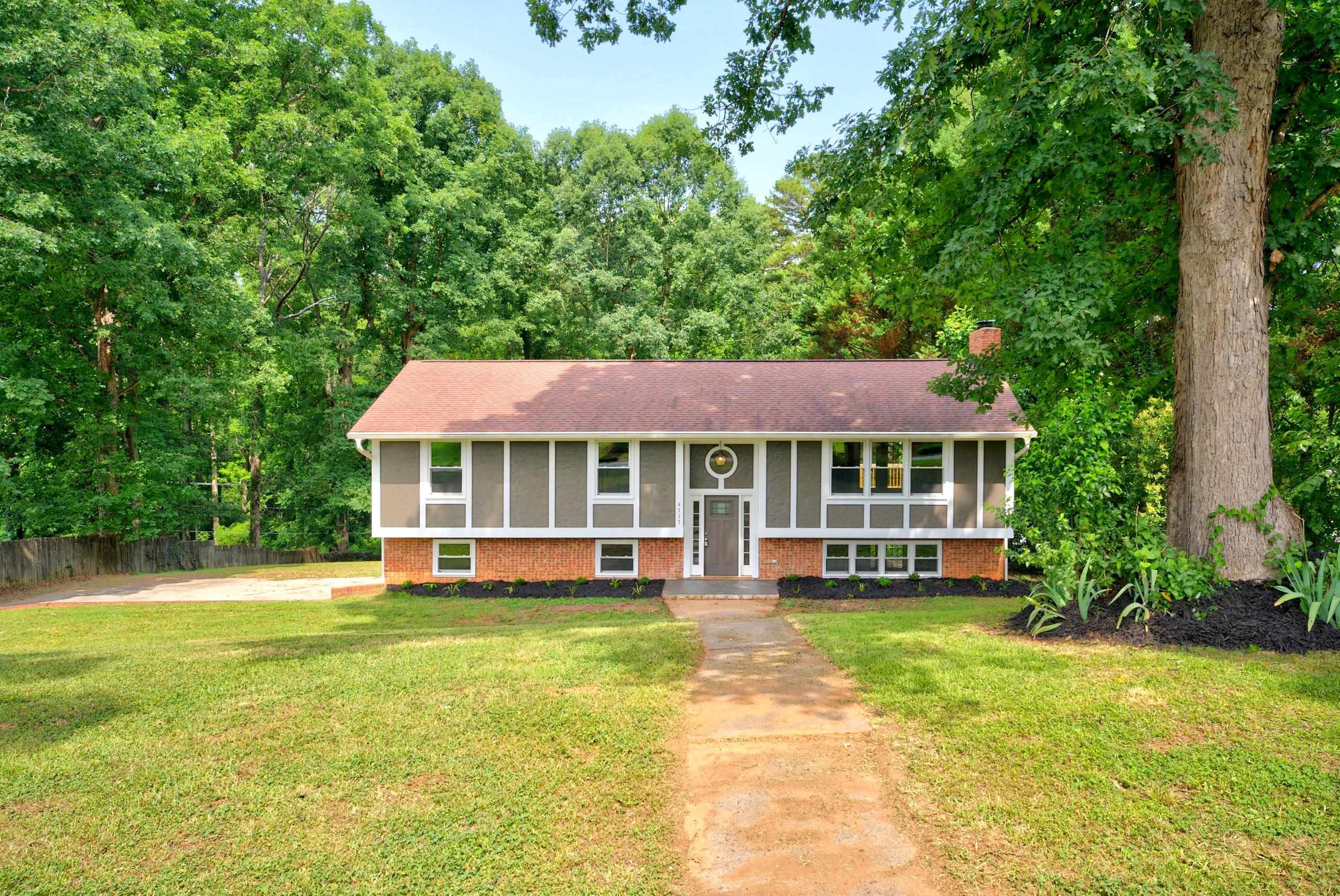 4727 Worden Drive