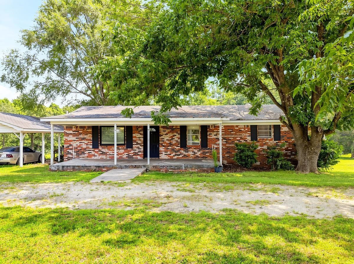 330 Old Highway 146