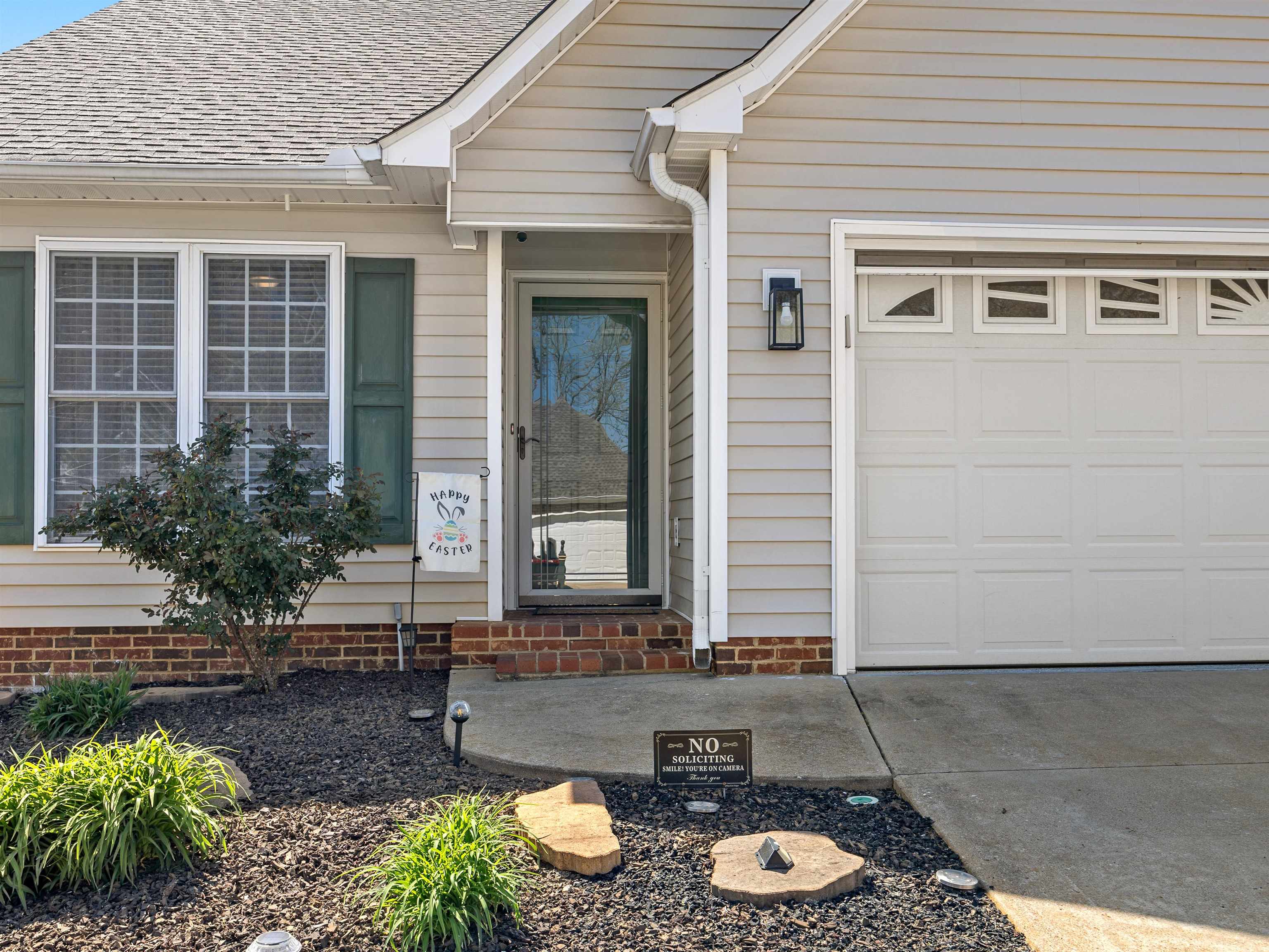 432 Rambling Rose Way