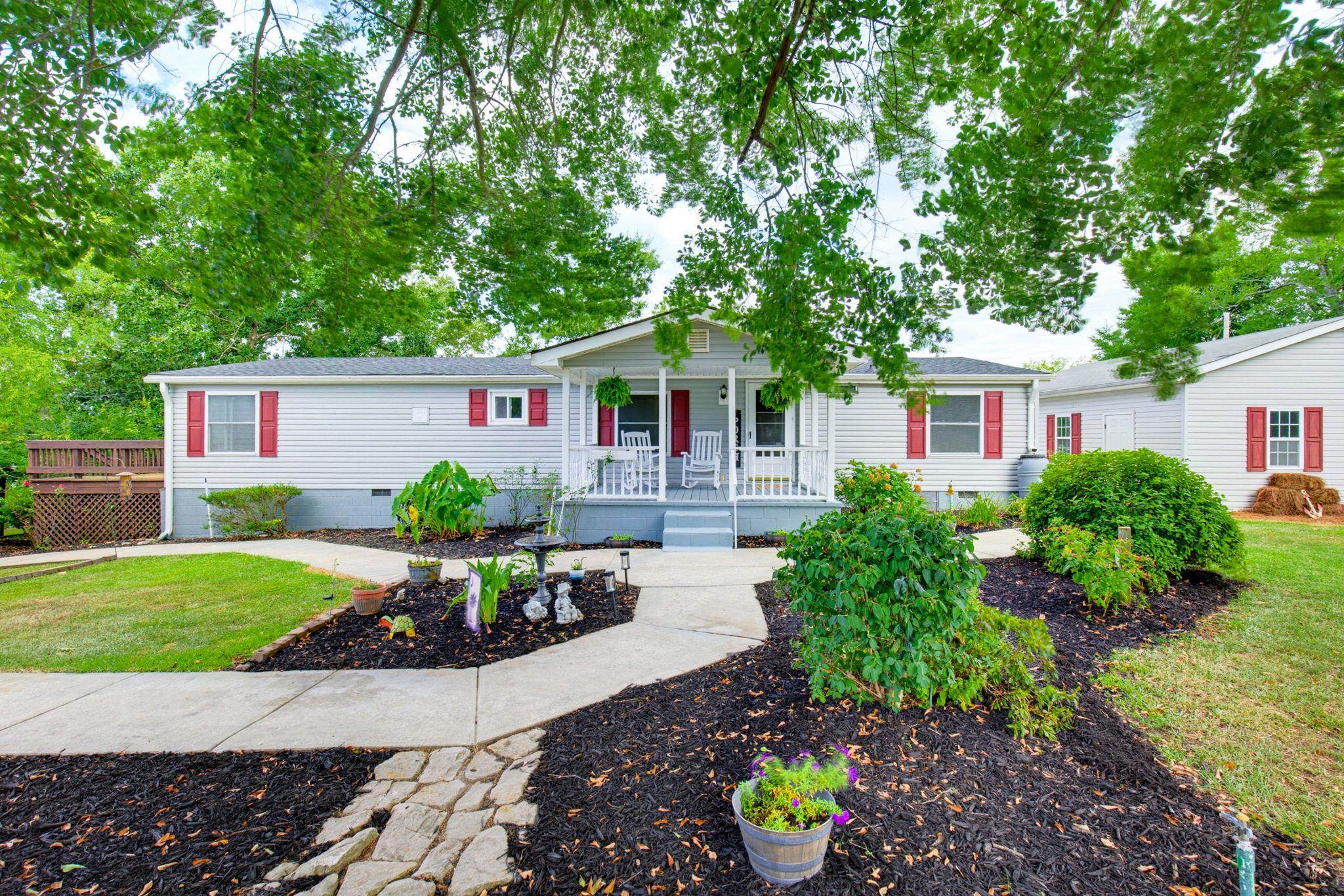 462 Forest Drive