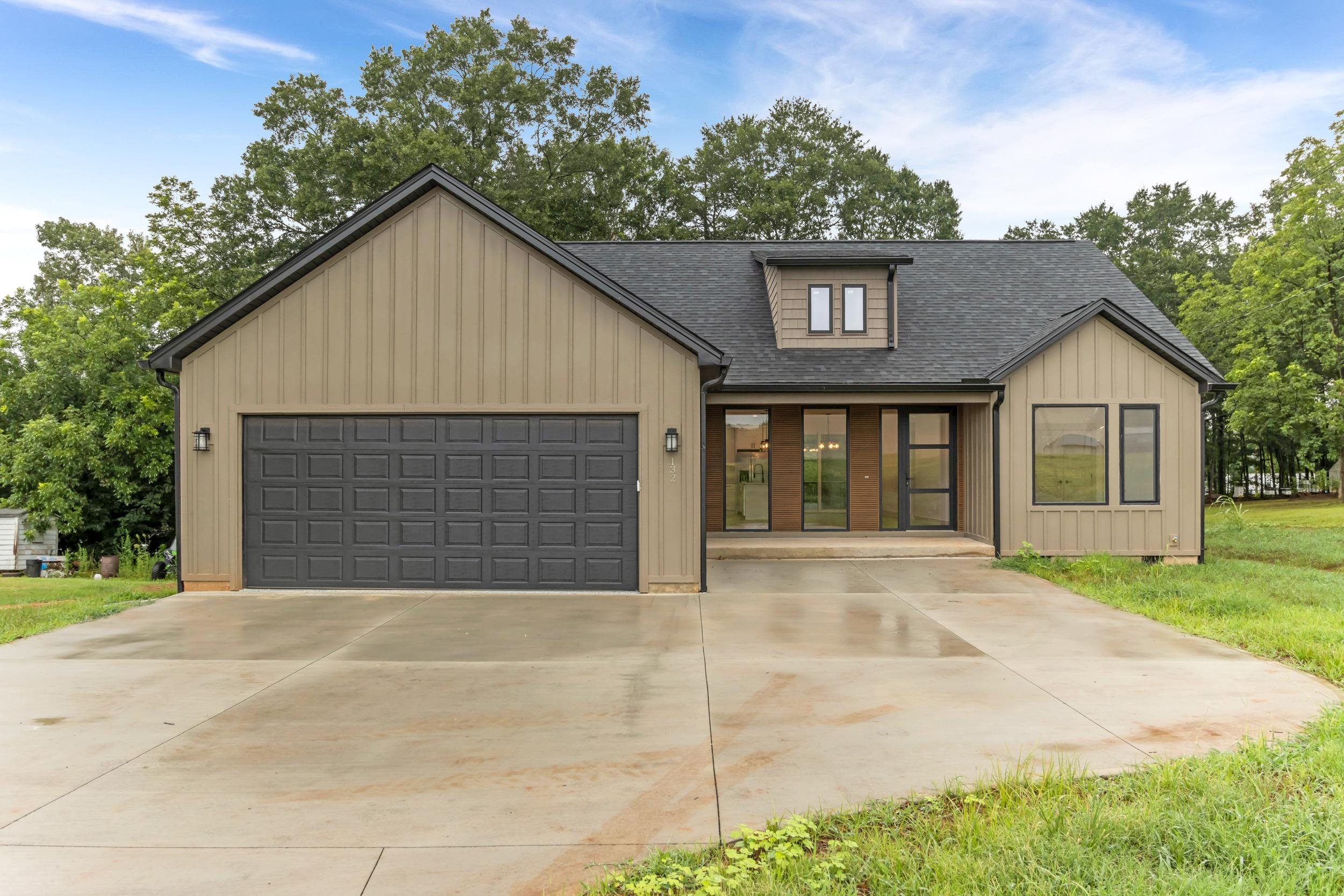 132 John Dodd Road