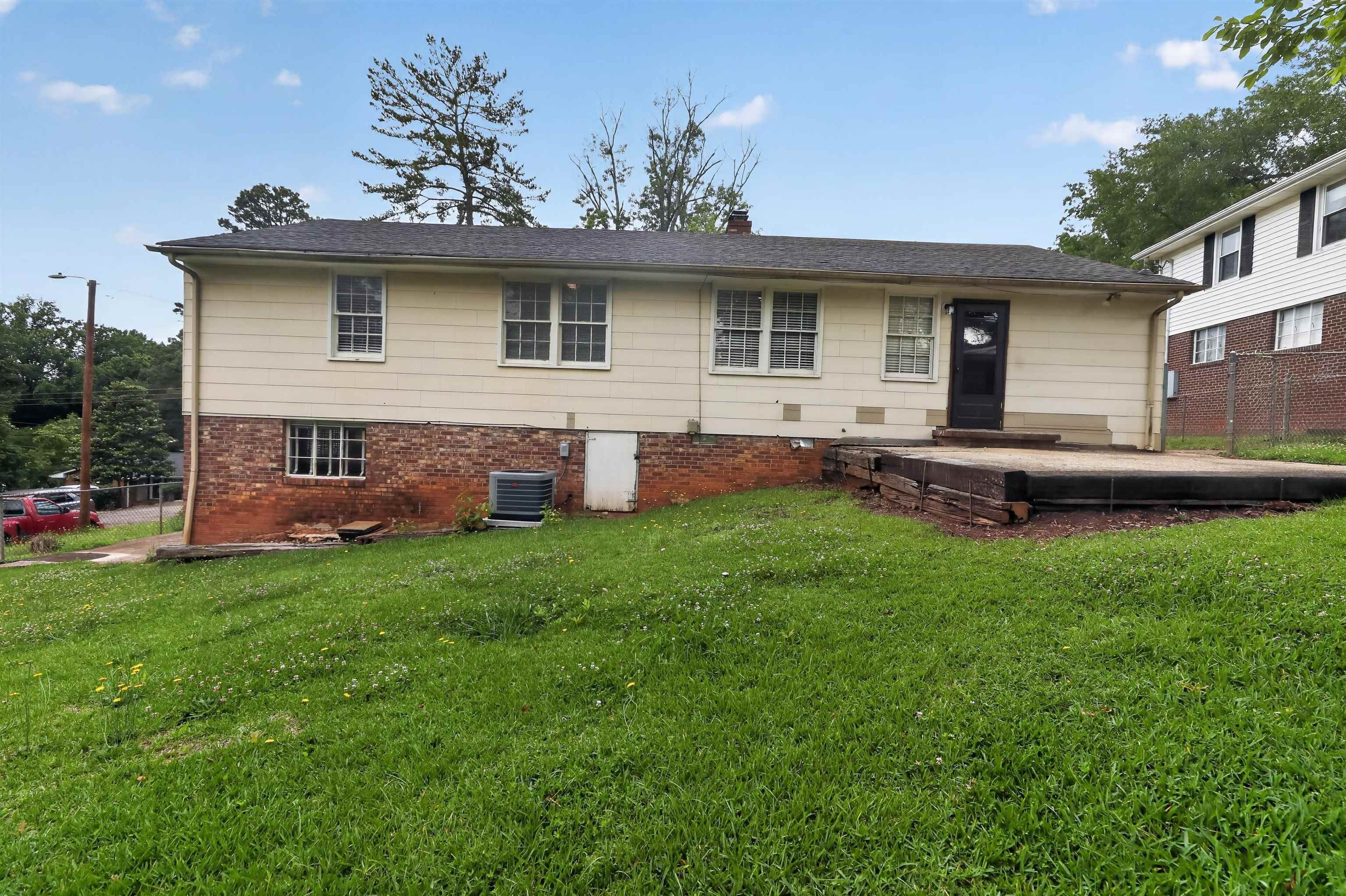 22 Westbrook Lane