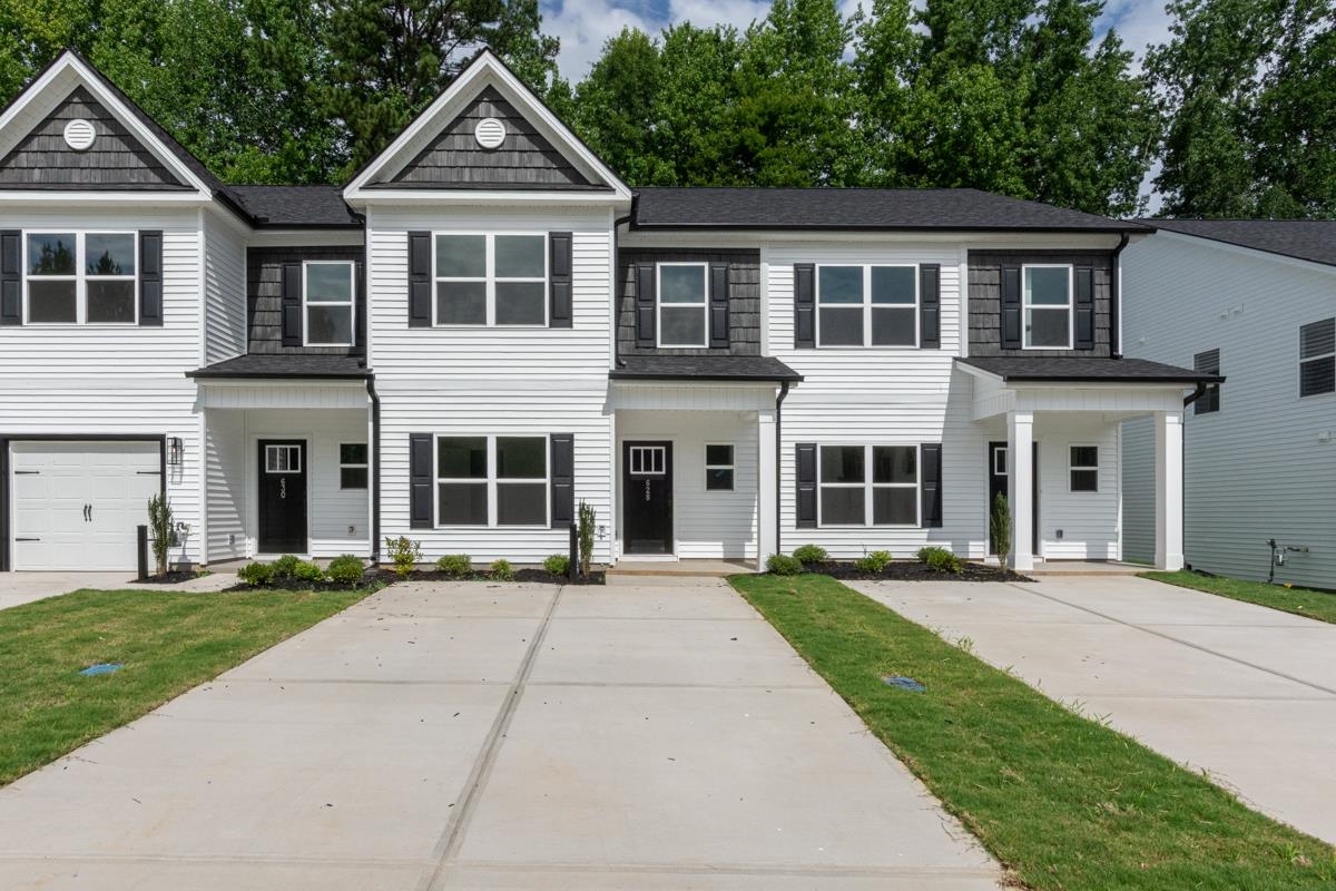 624 Farcroft Trail