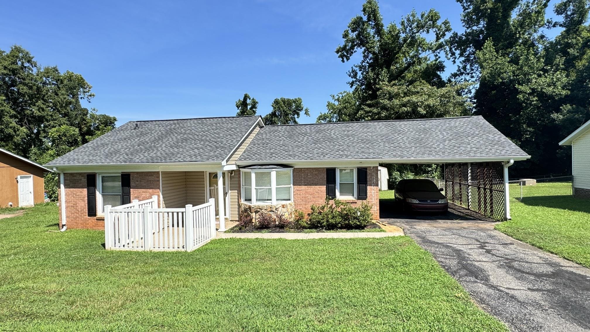 136 Raintree Dr