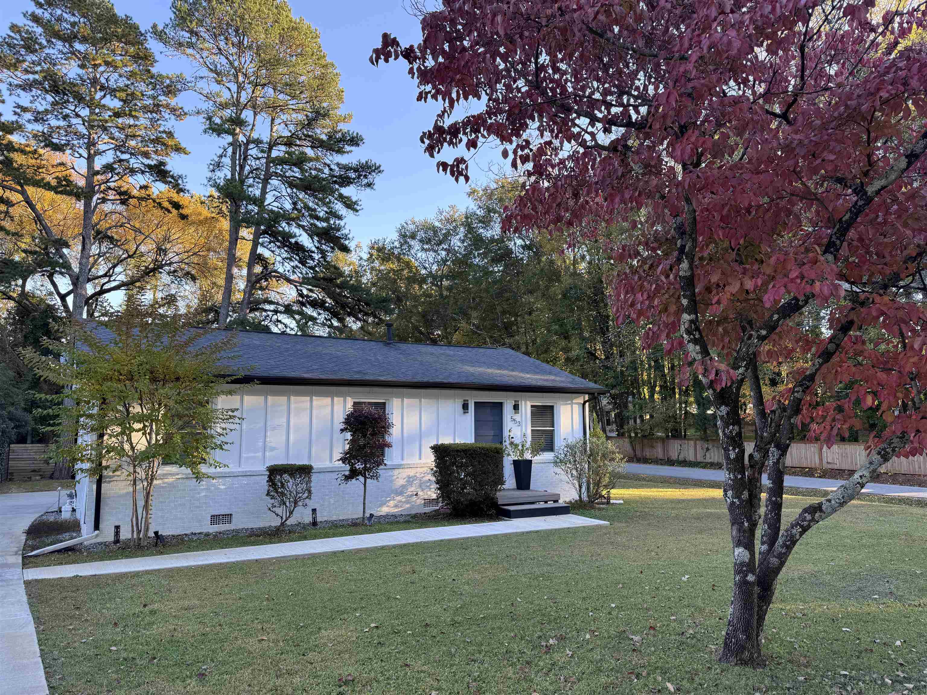 553 Caulder Ave