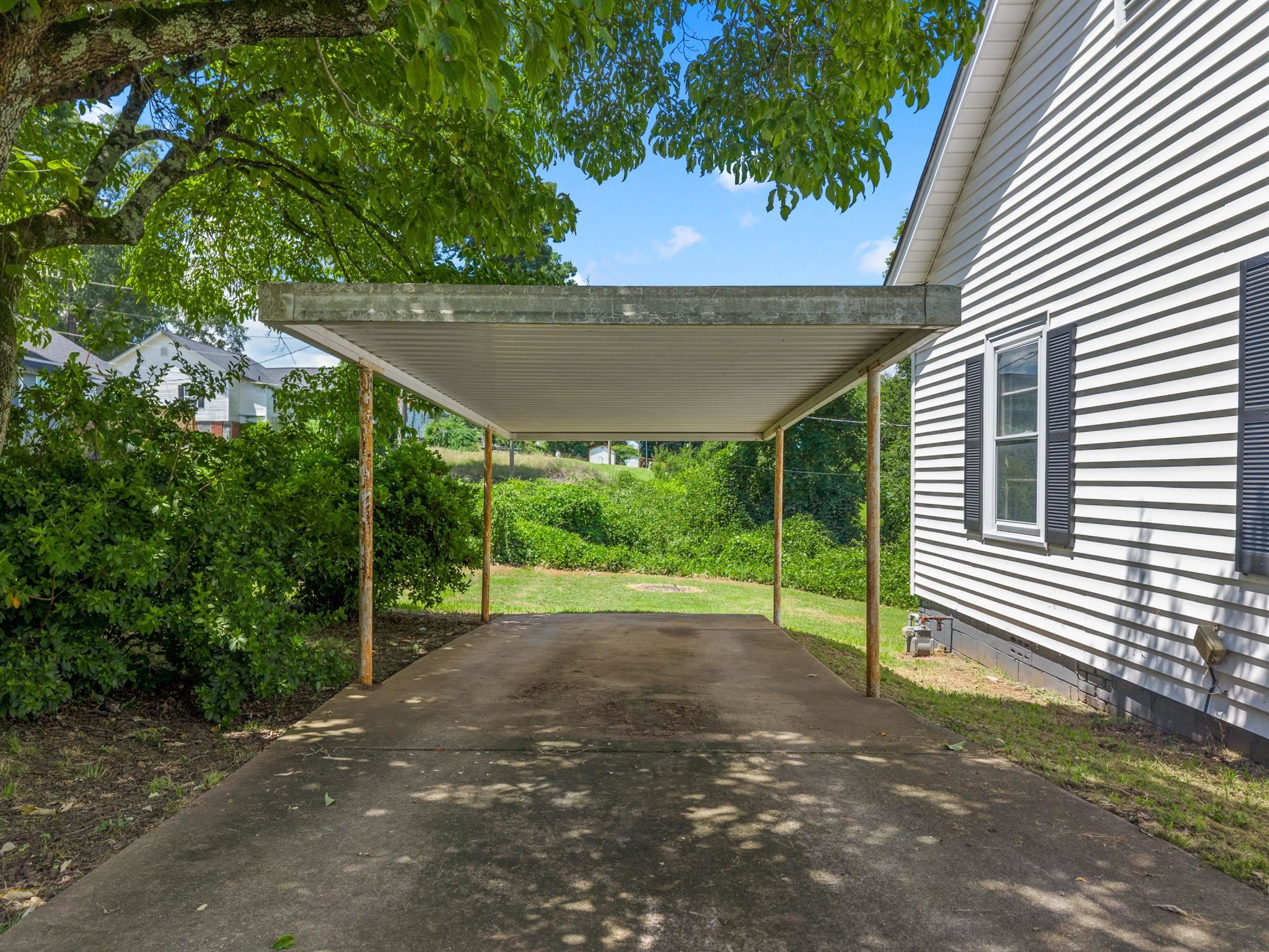 111 Fant Street
