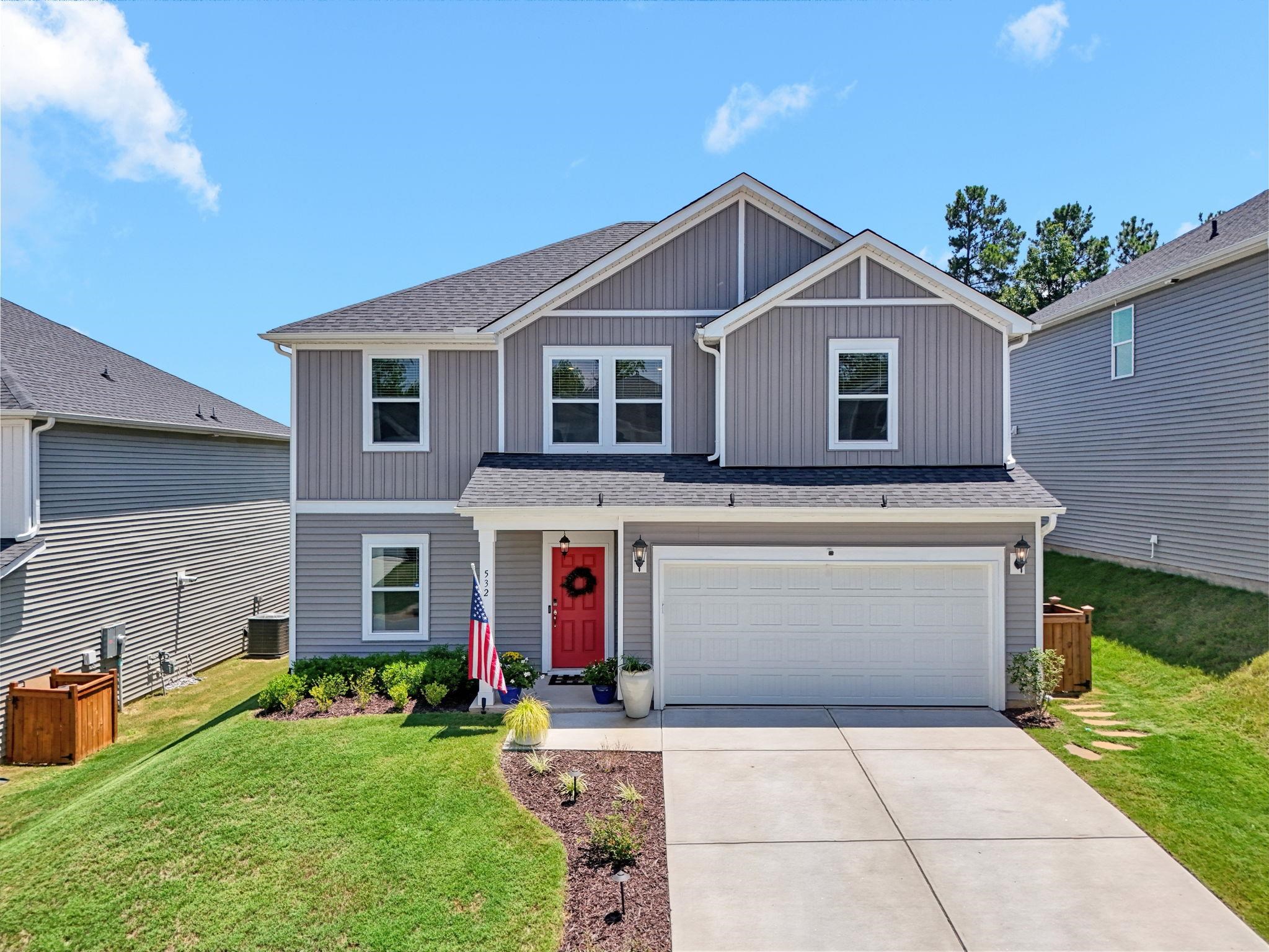 532 Summit View
