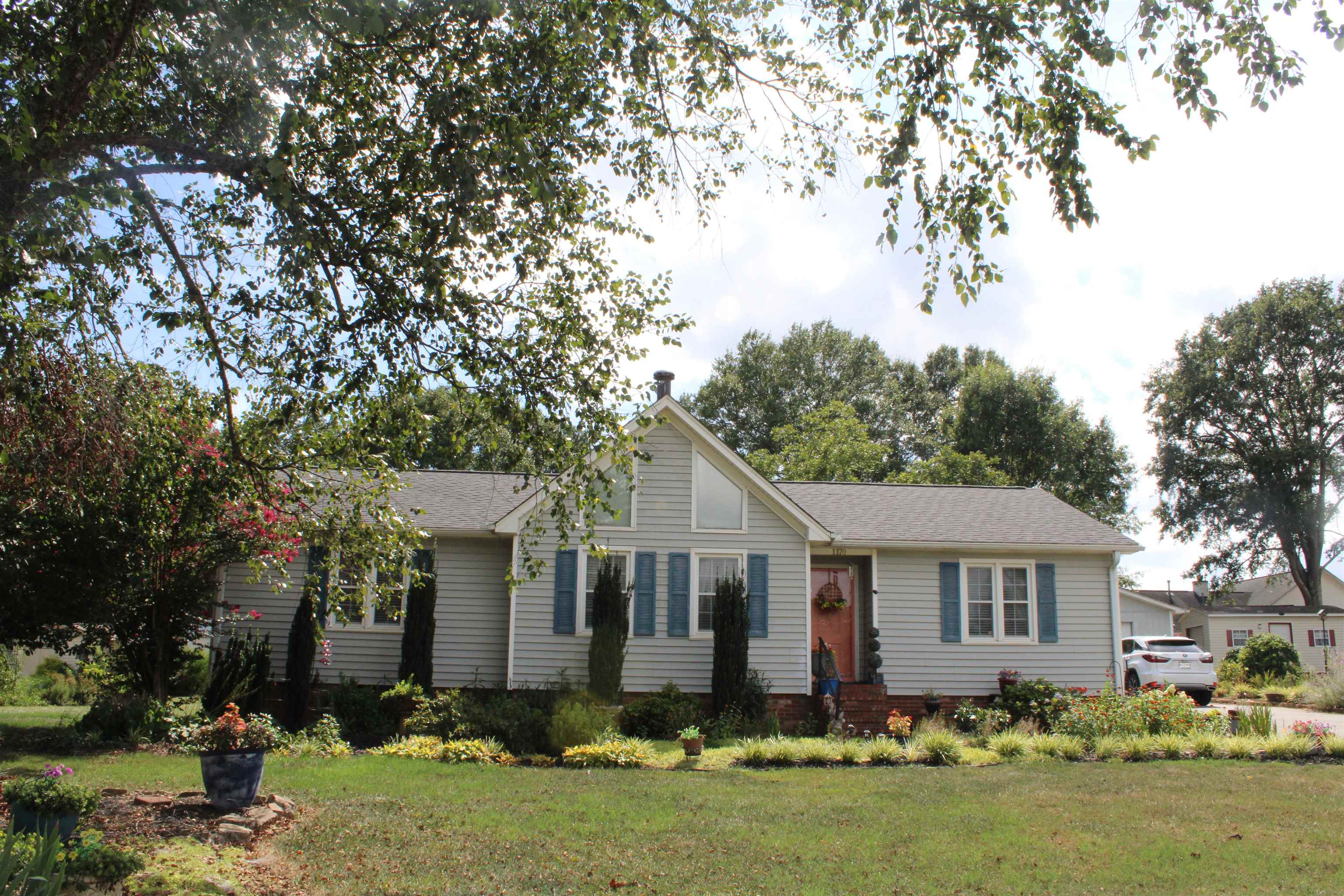 1170 Hanging Rock Road