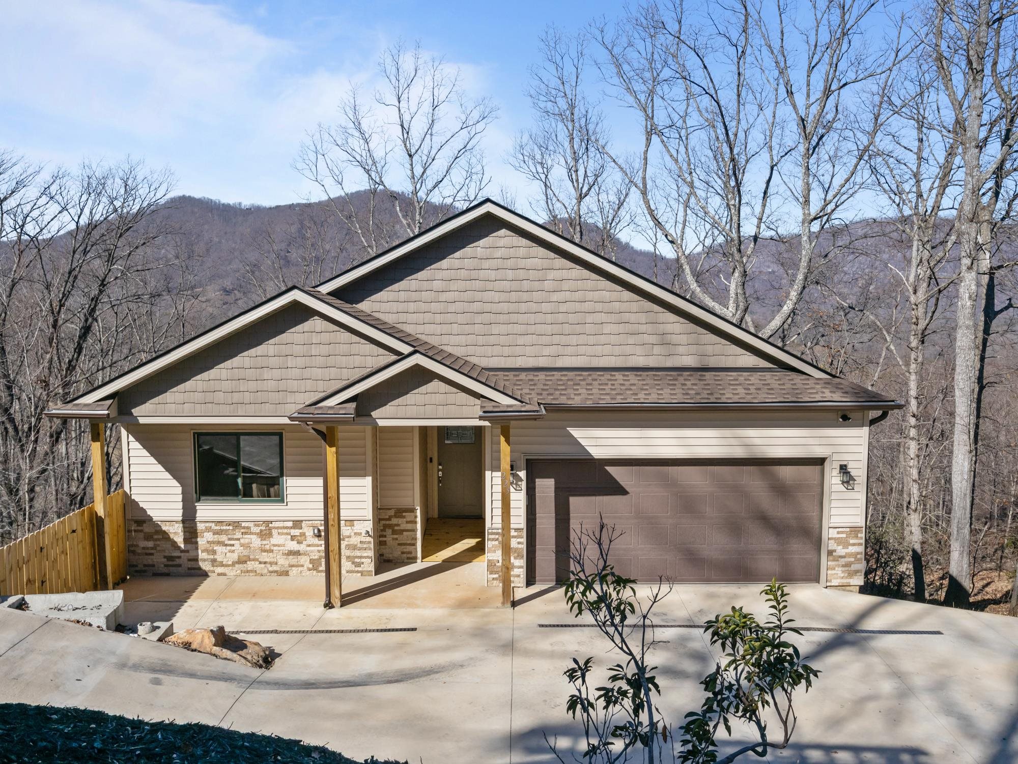 225 Aurora Lane