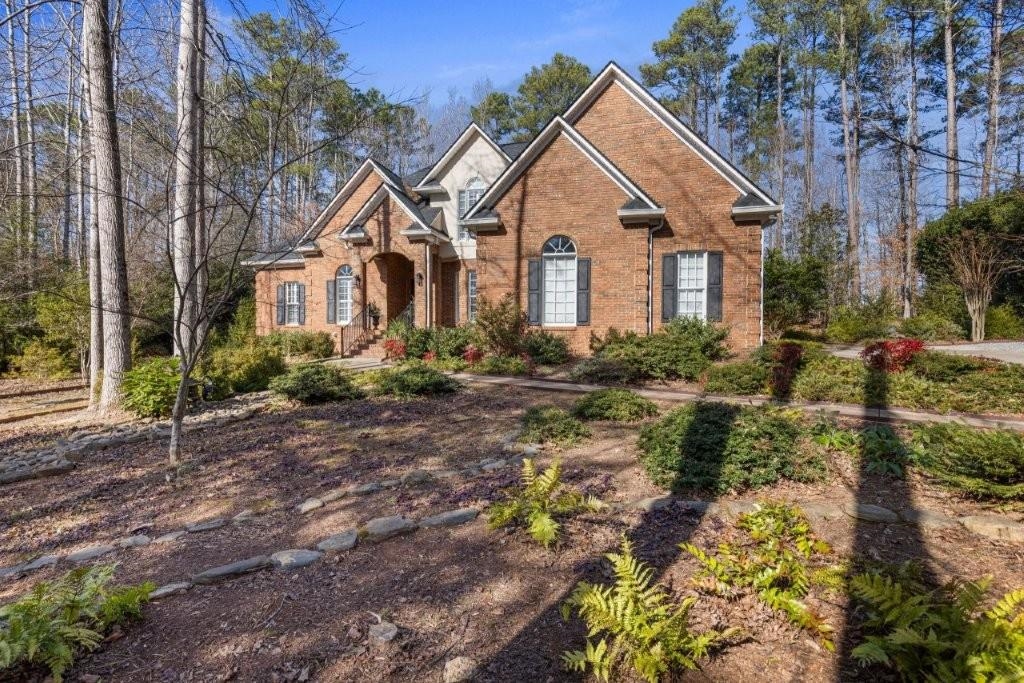 30 Winged Foot Court