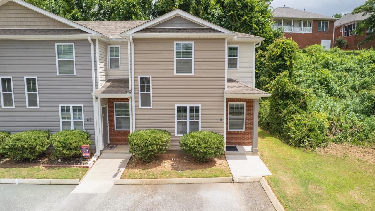 115 Huntress Drive