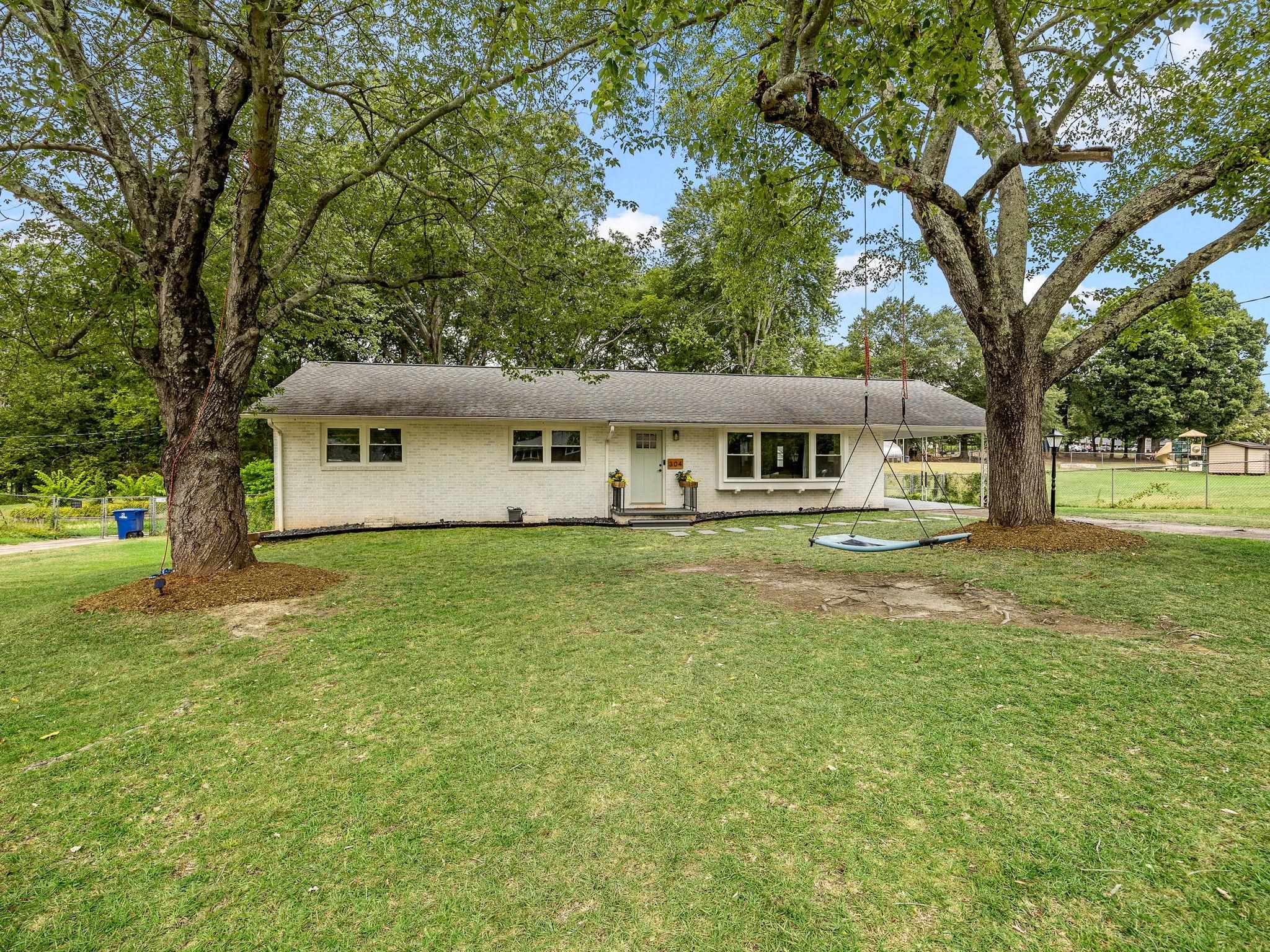 304 Earl Drive