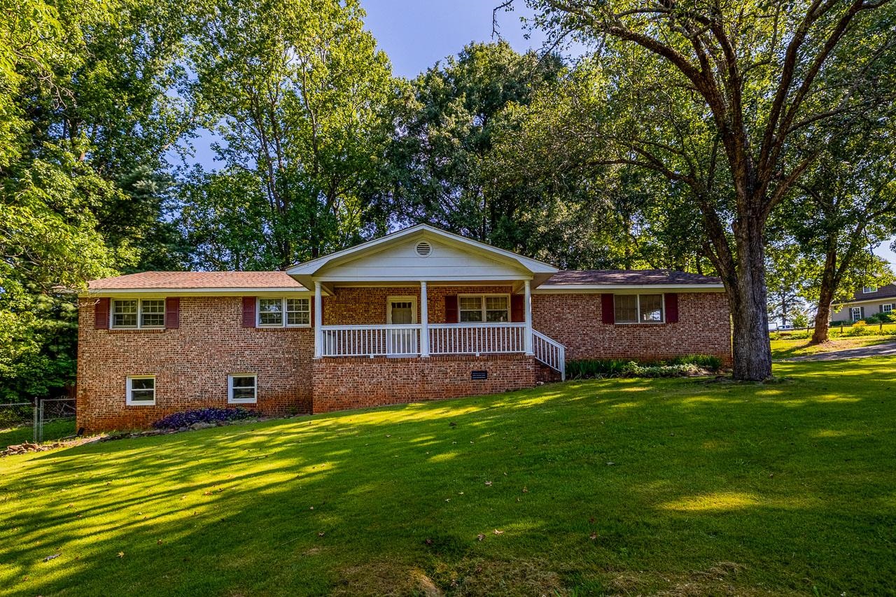 155 brookdale Drive