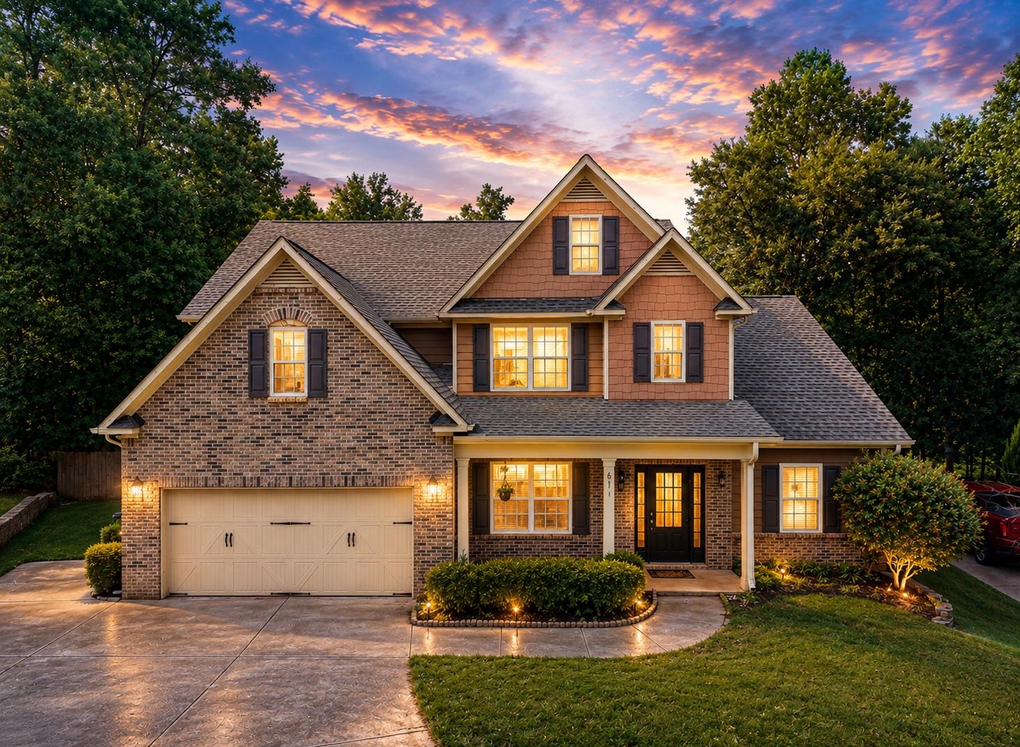 611 Pinery Lane