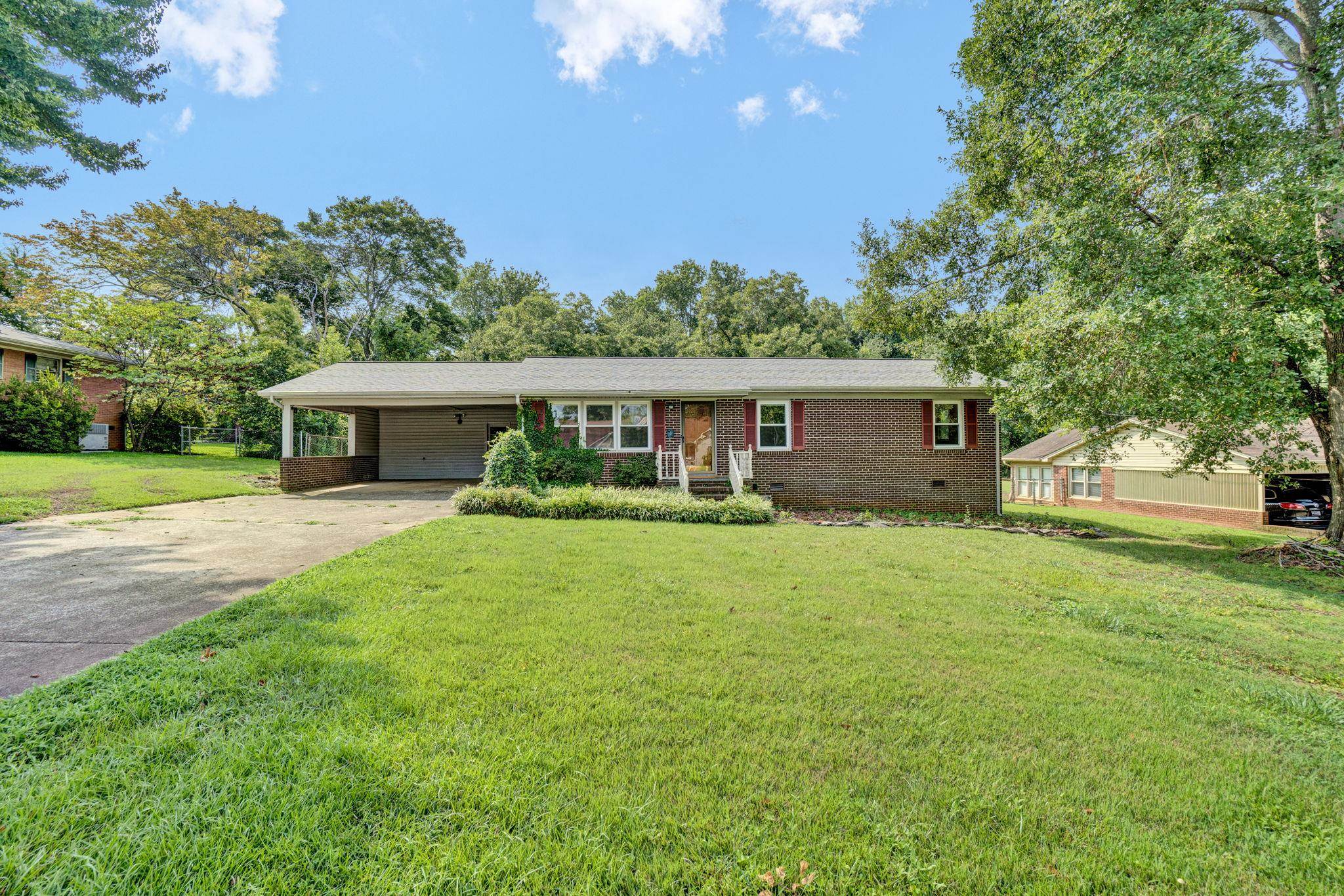 109 Pleasant Meadows Drive