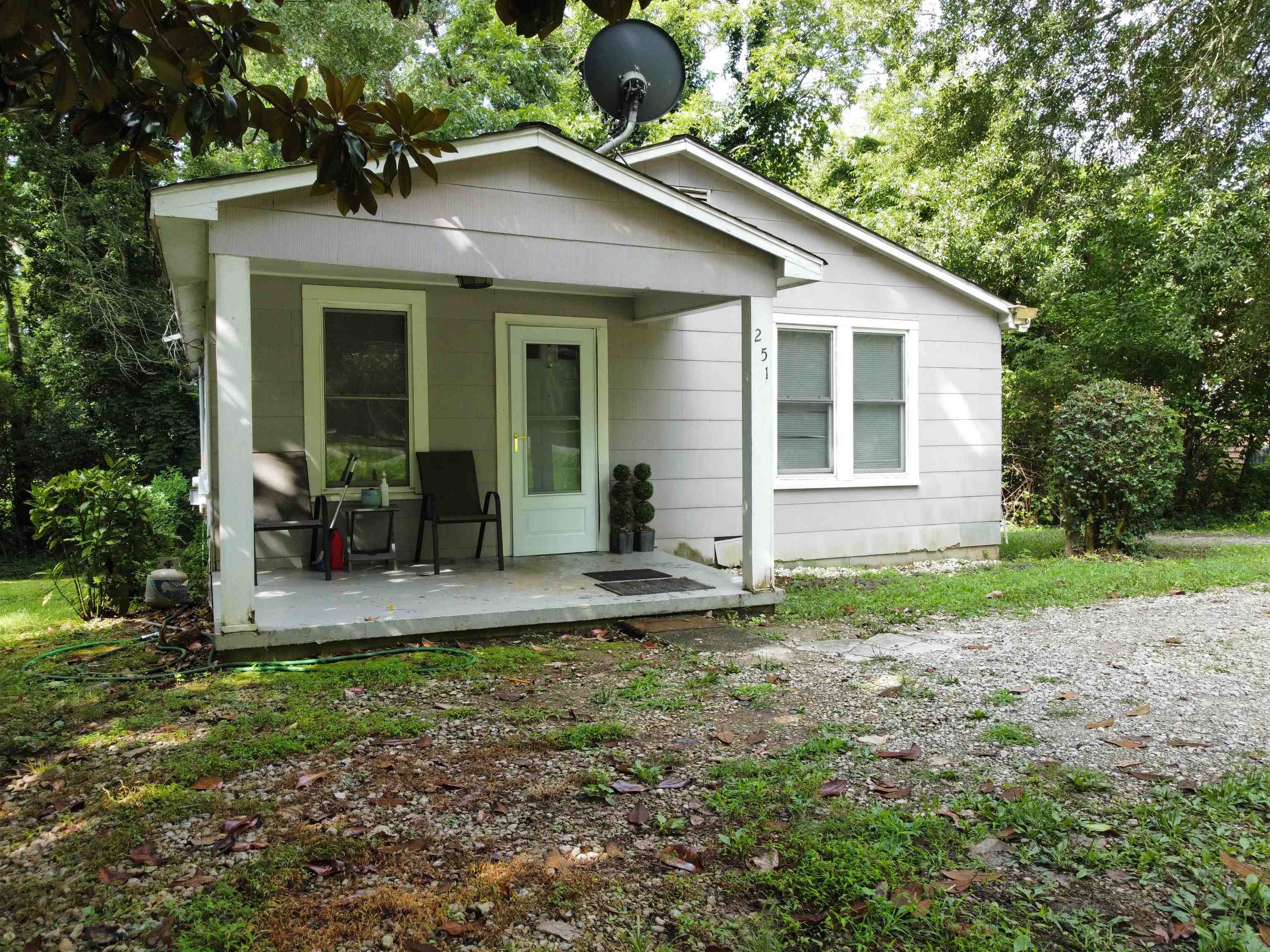 251 Old Petrie Road