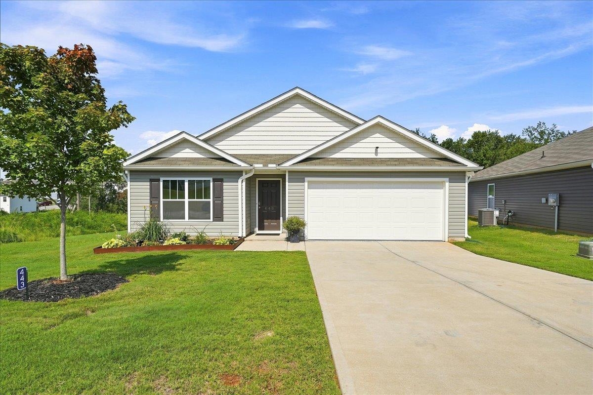 443 Valencia Circle