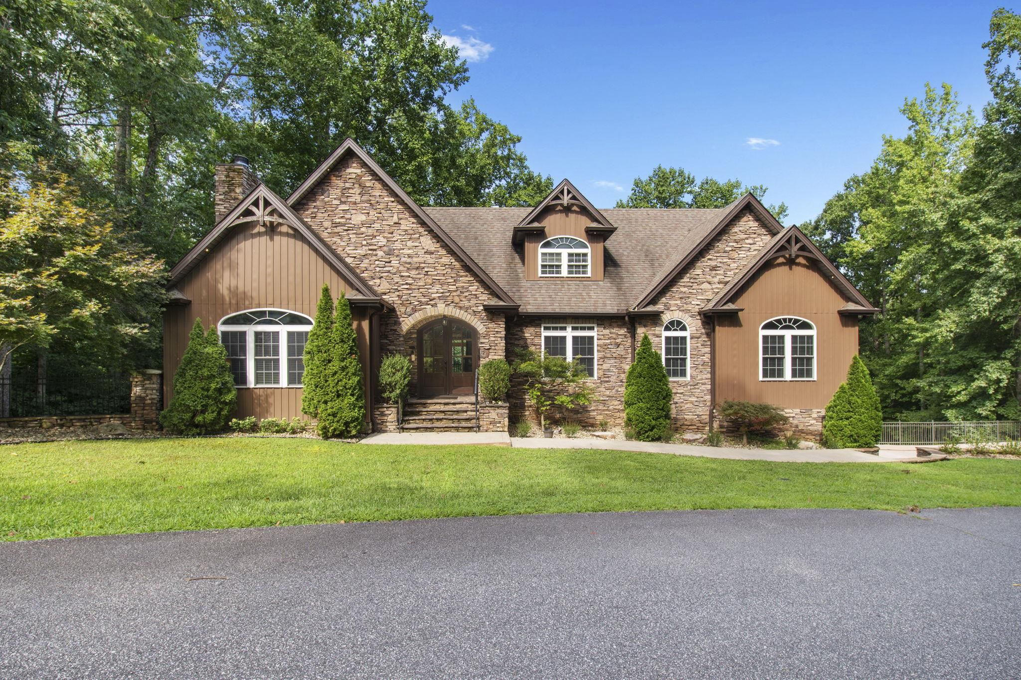 129 Overbrook Circle
