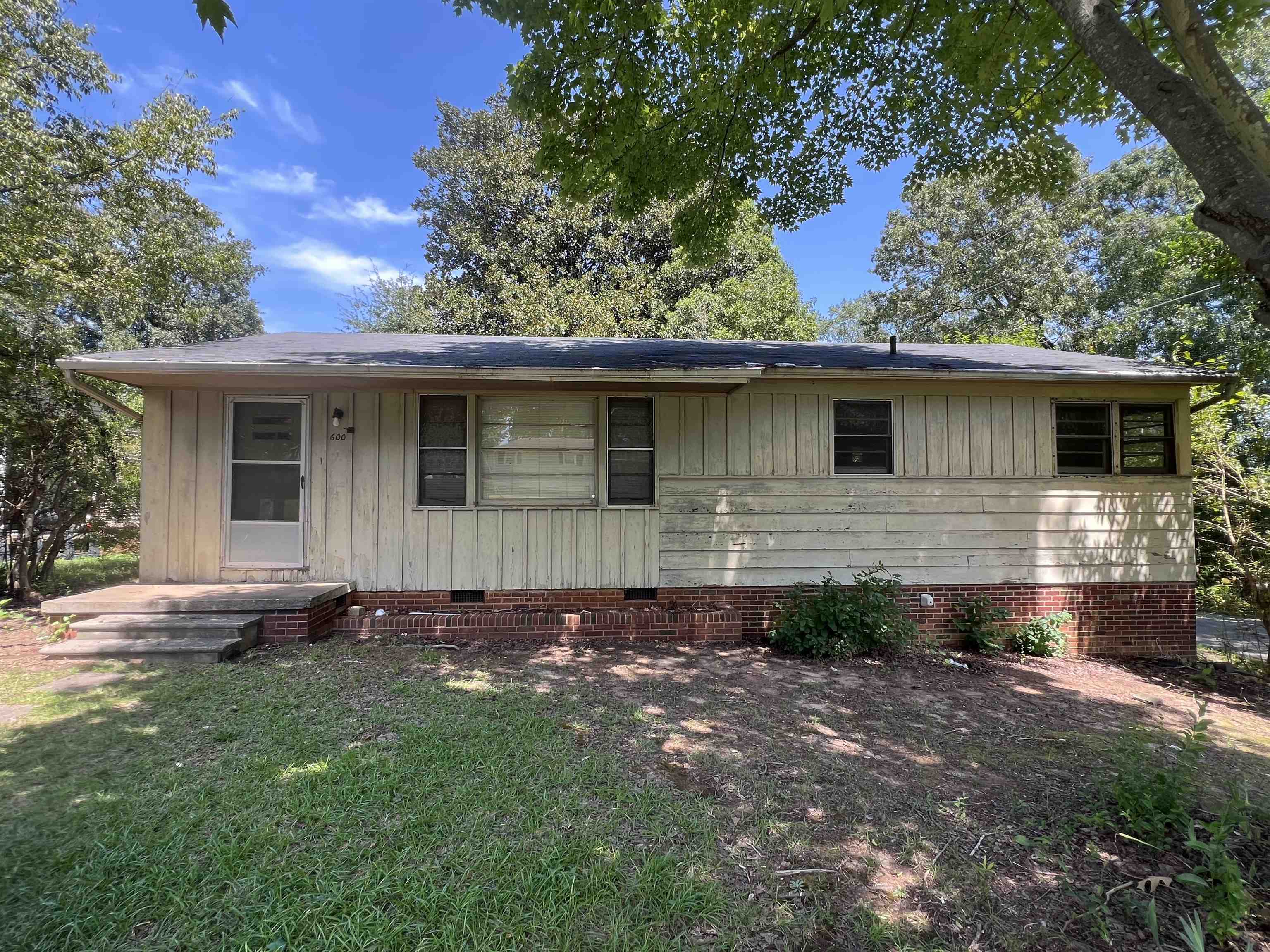 600 Greenhill Rd