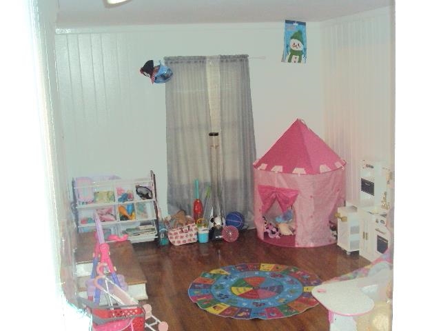 Image 9