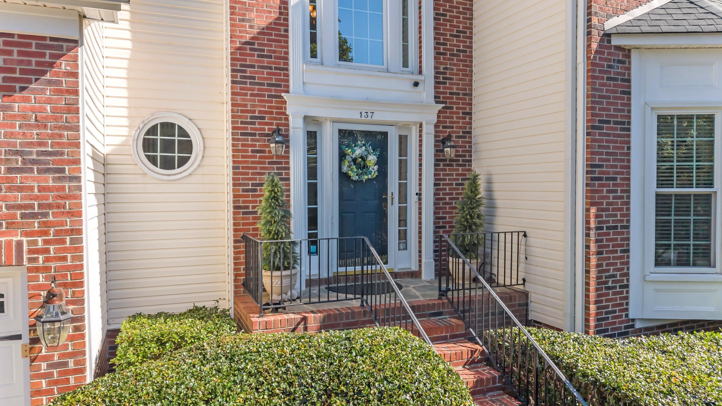 137 Timberleaf Drive