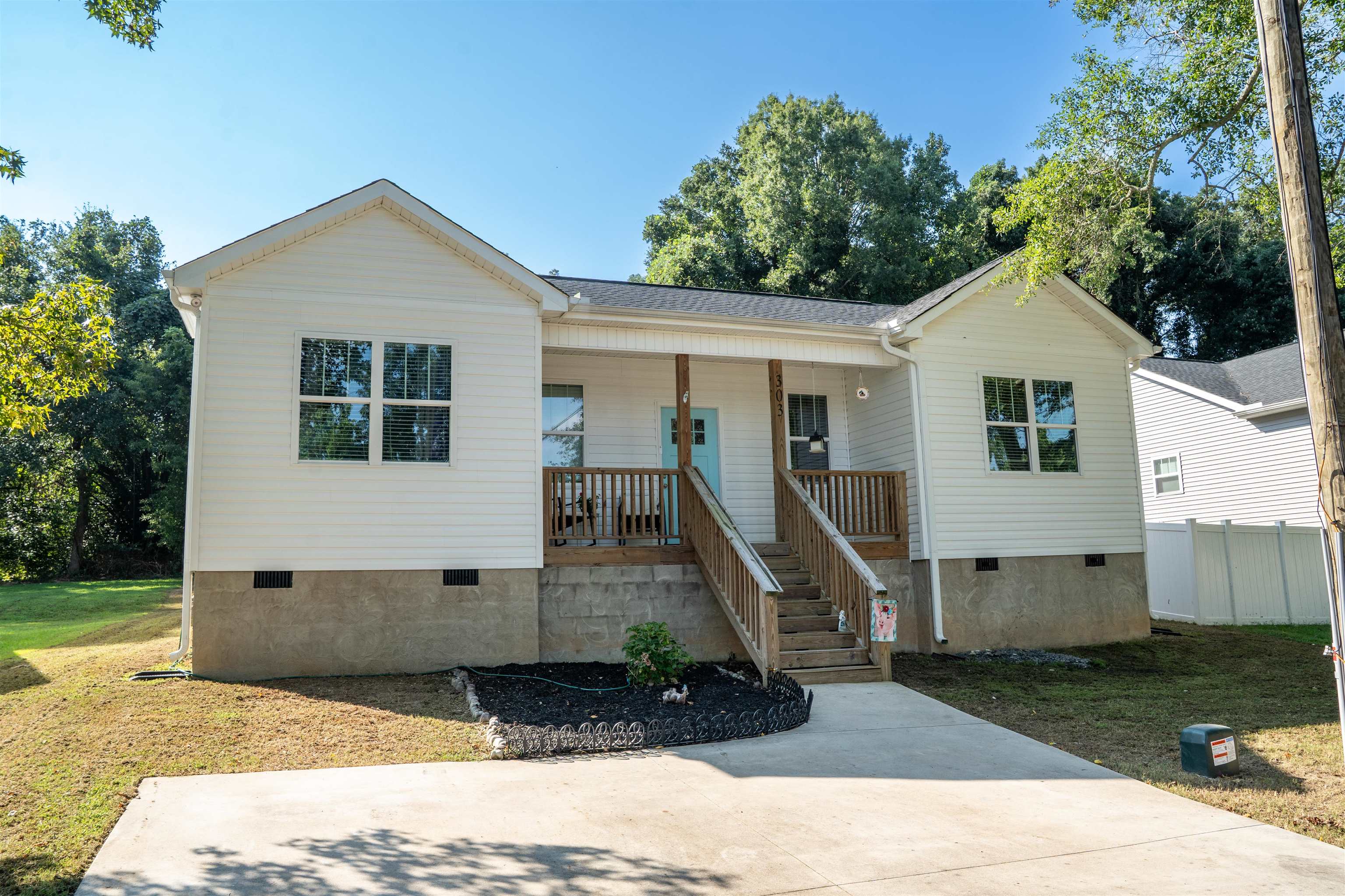 303 Saluda Street