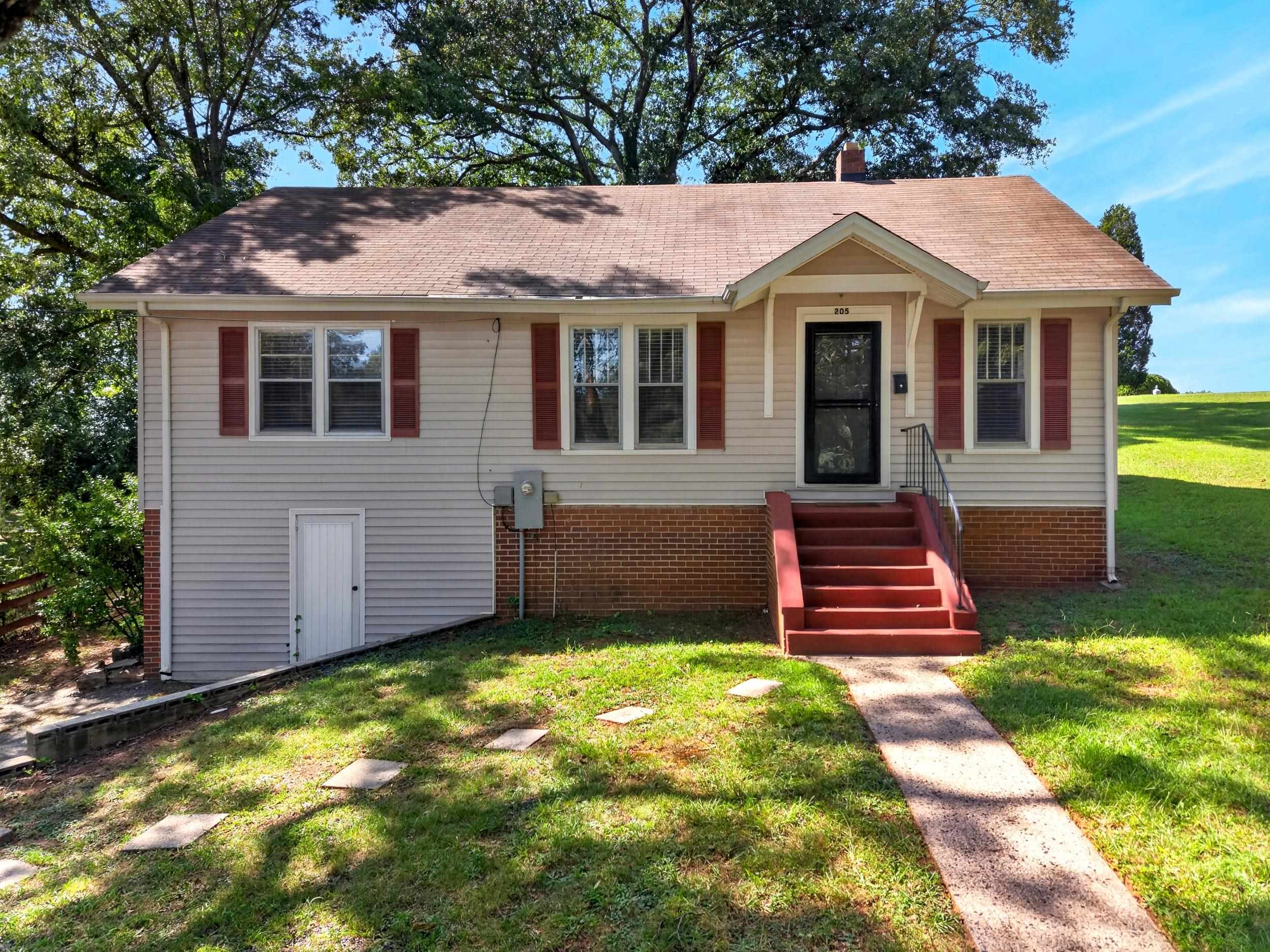 205 Lansdell Drive