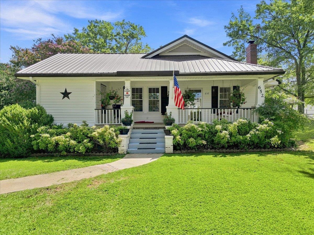 652 Arlington Road
