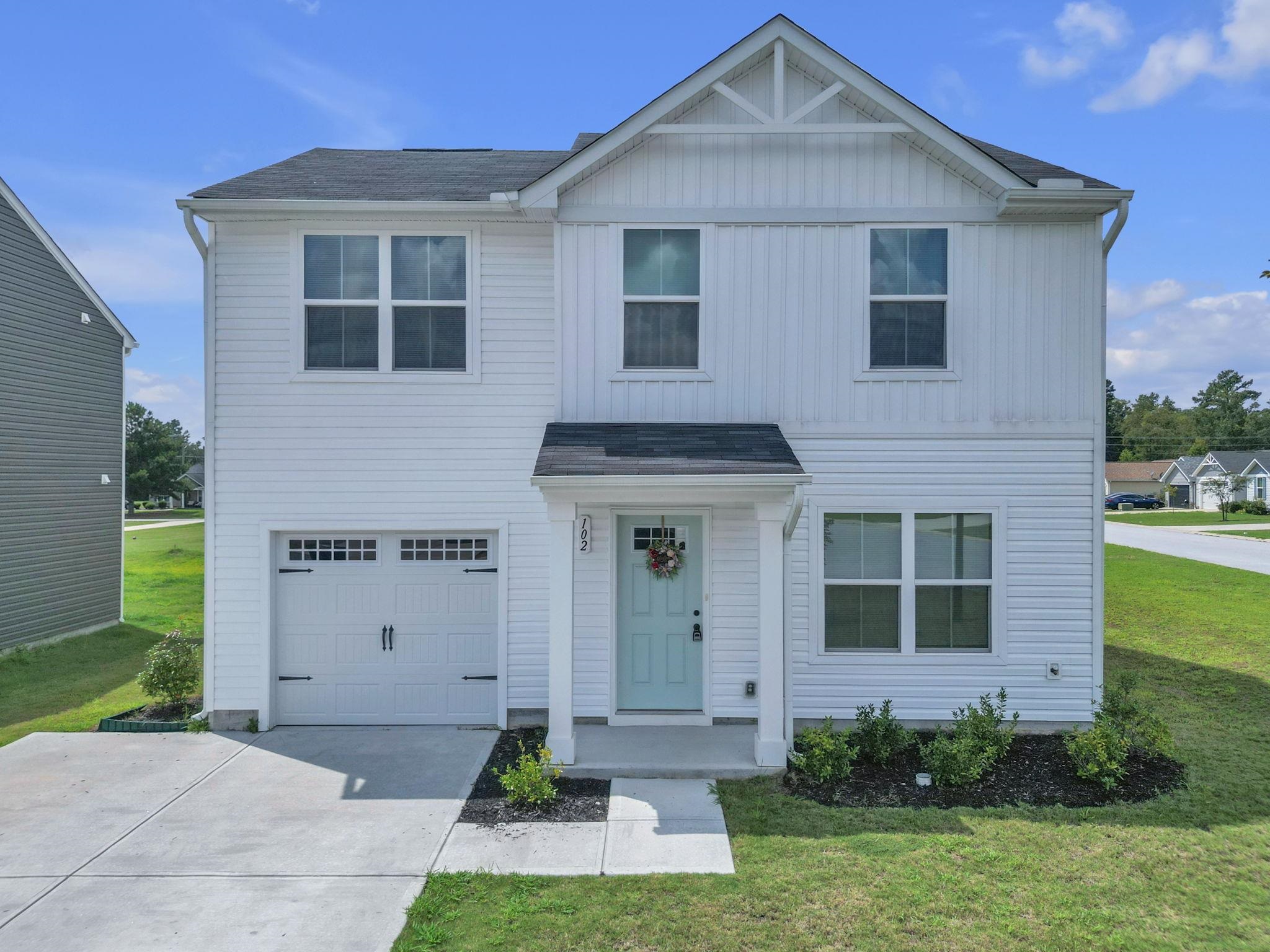 102 Copper Creek Circle