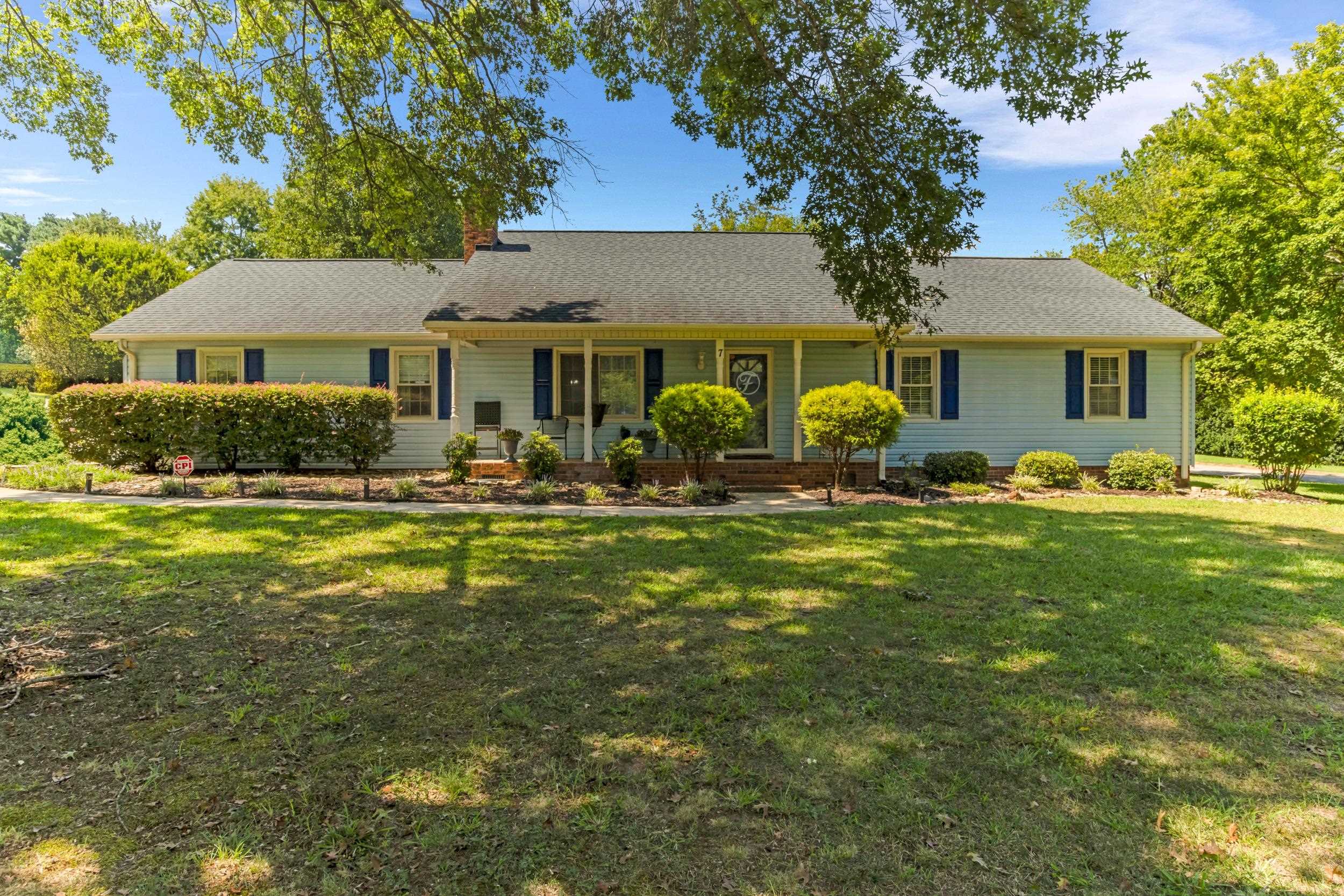 7 Chestnut Ridge Drive