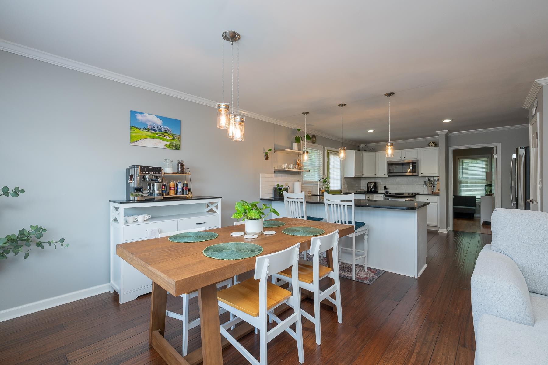 10 Meadowview Drive