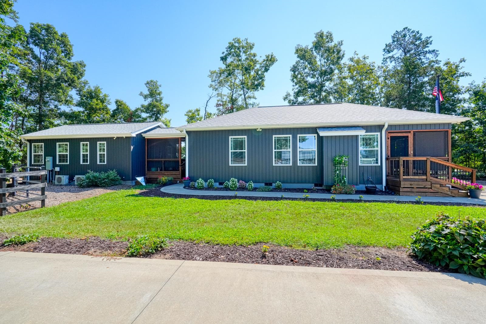319 Peachtree Road