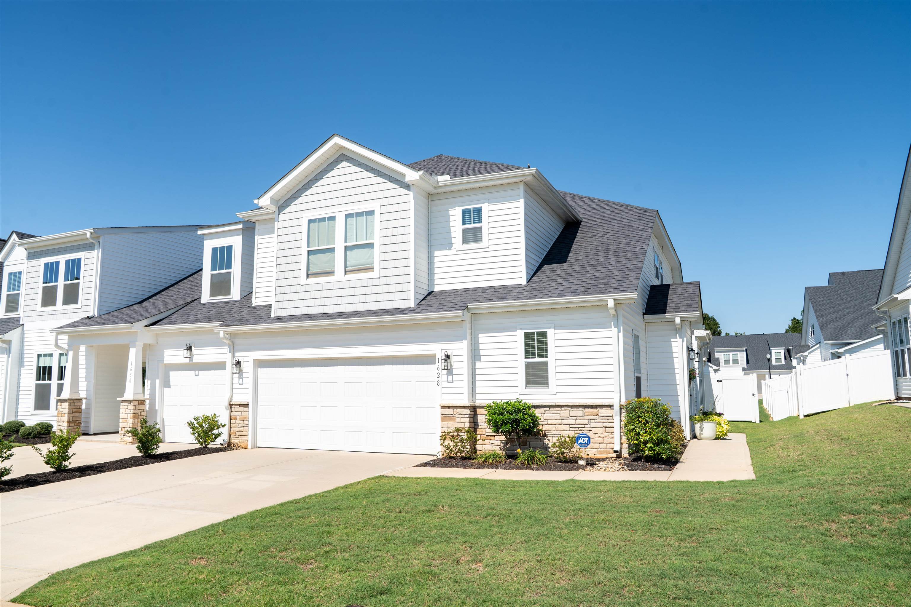 1628 Chelmsford Court