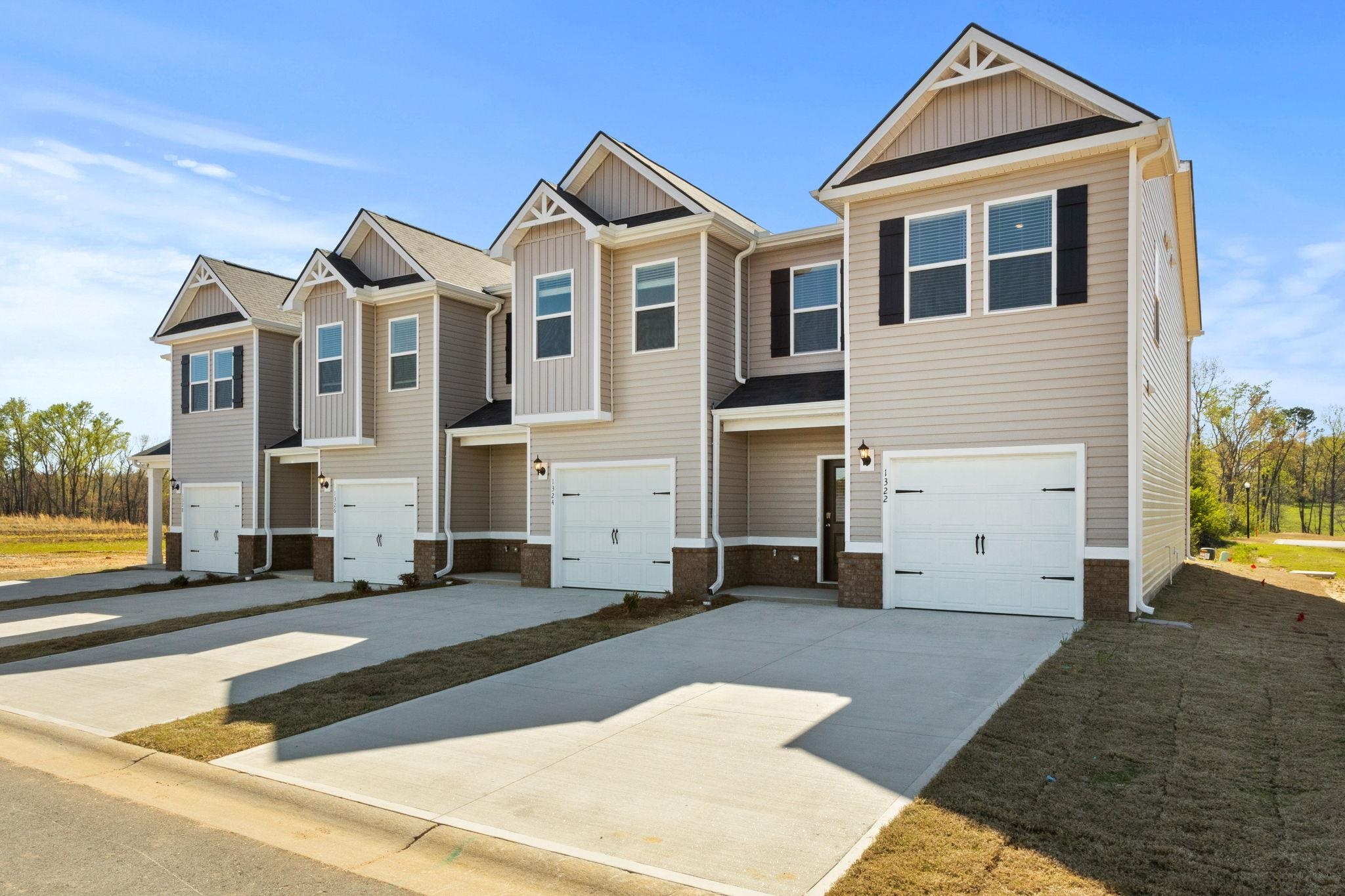 1322 Roadstead Drive