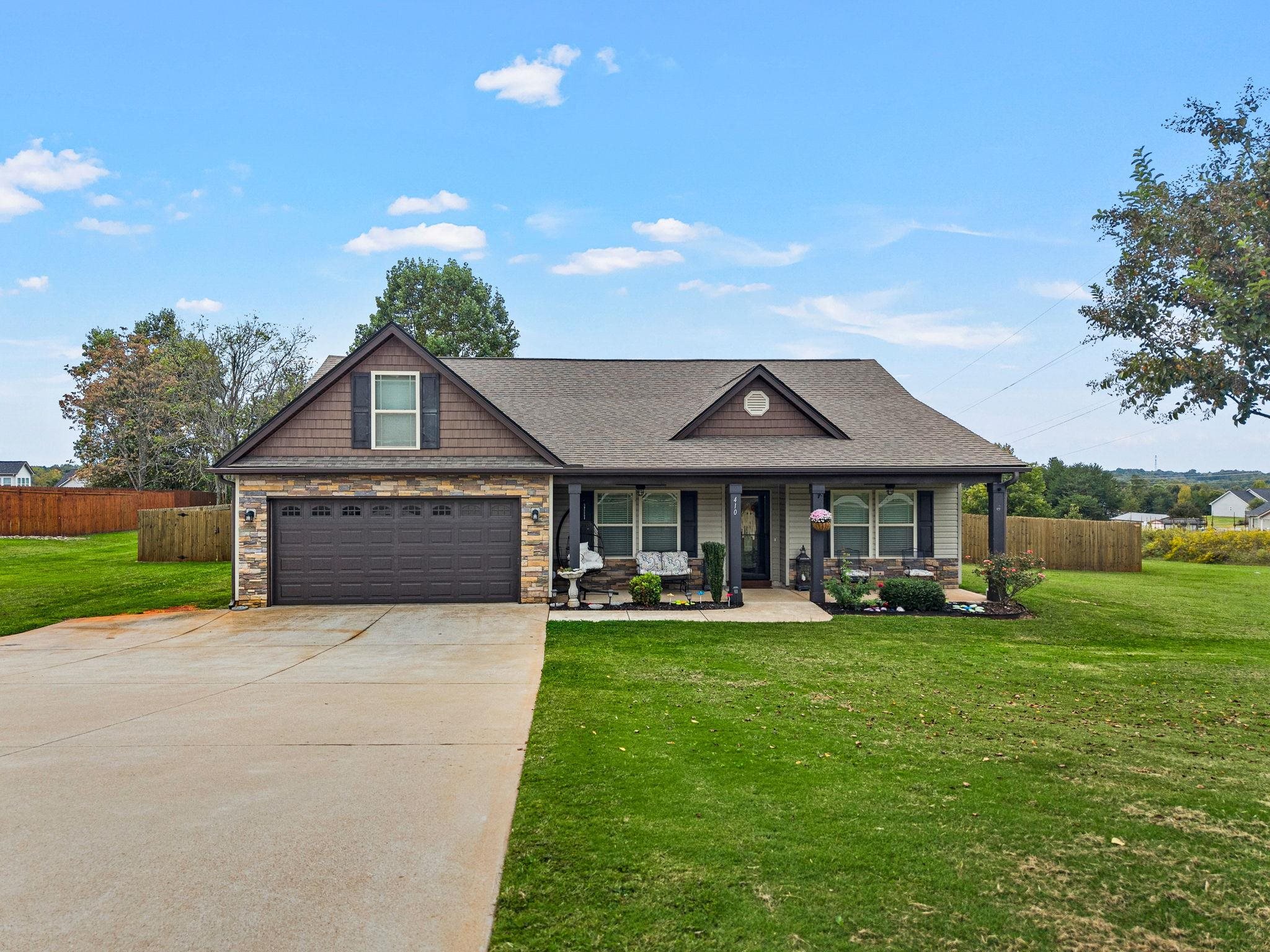 410 Roys Place