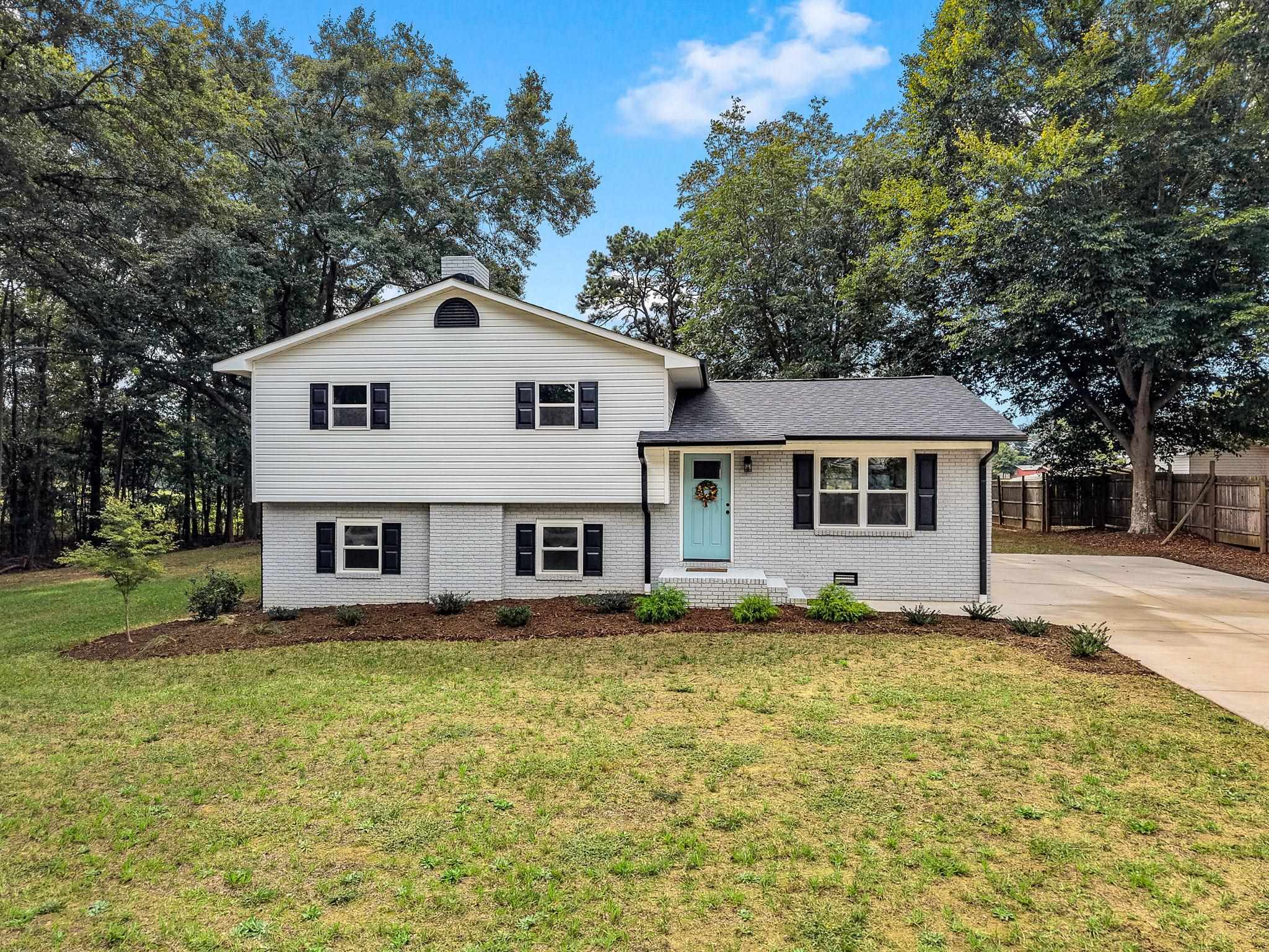 304 Scenic View Road