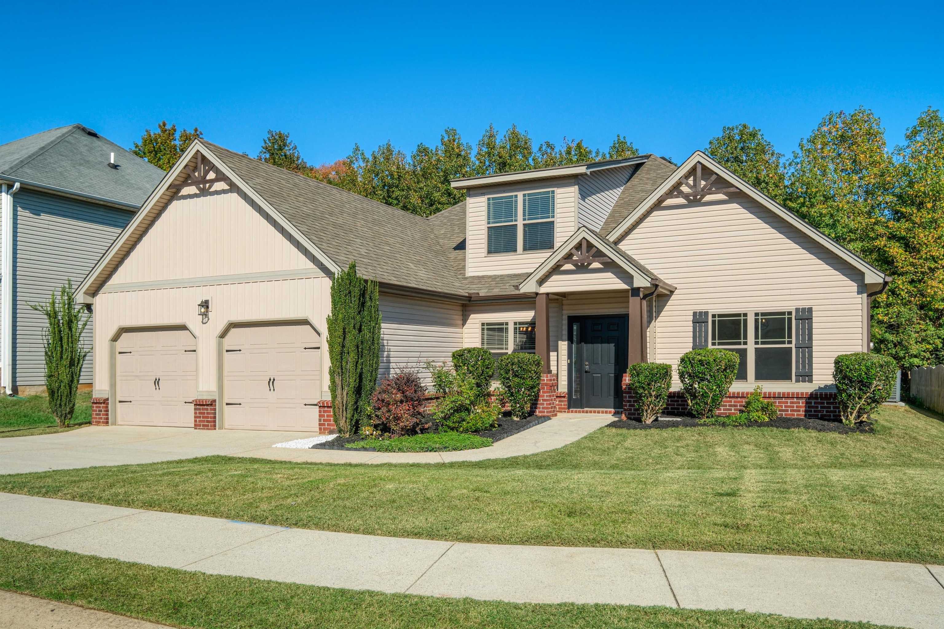 168 E Farrell Drive