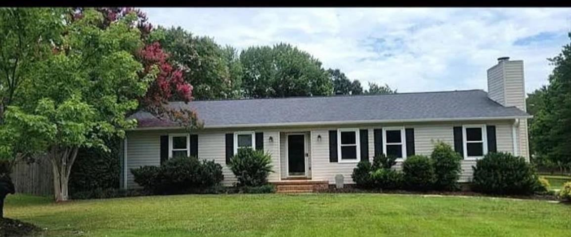 1011 Harness Trail