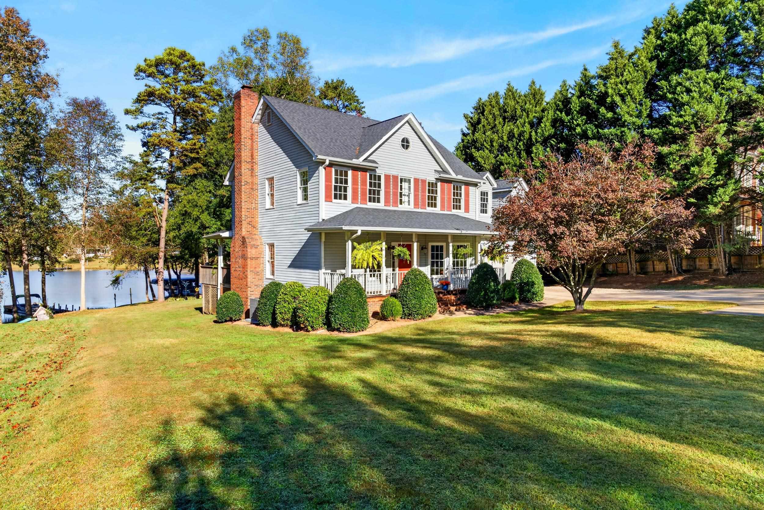 315 Hillcove Point