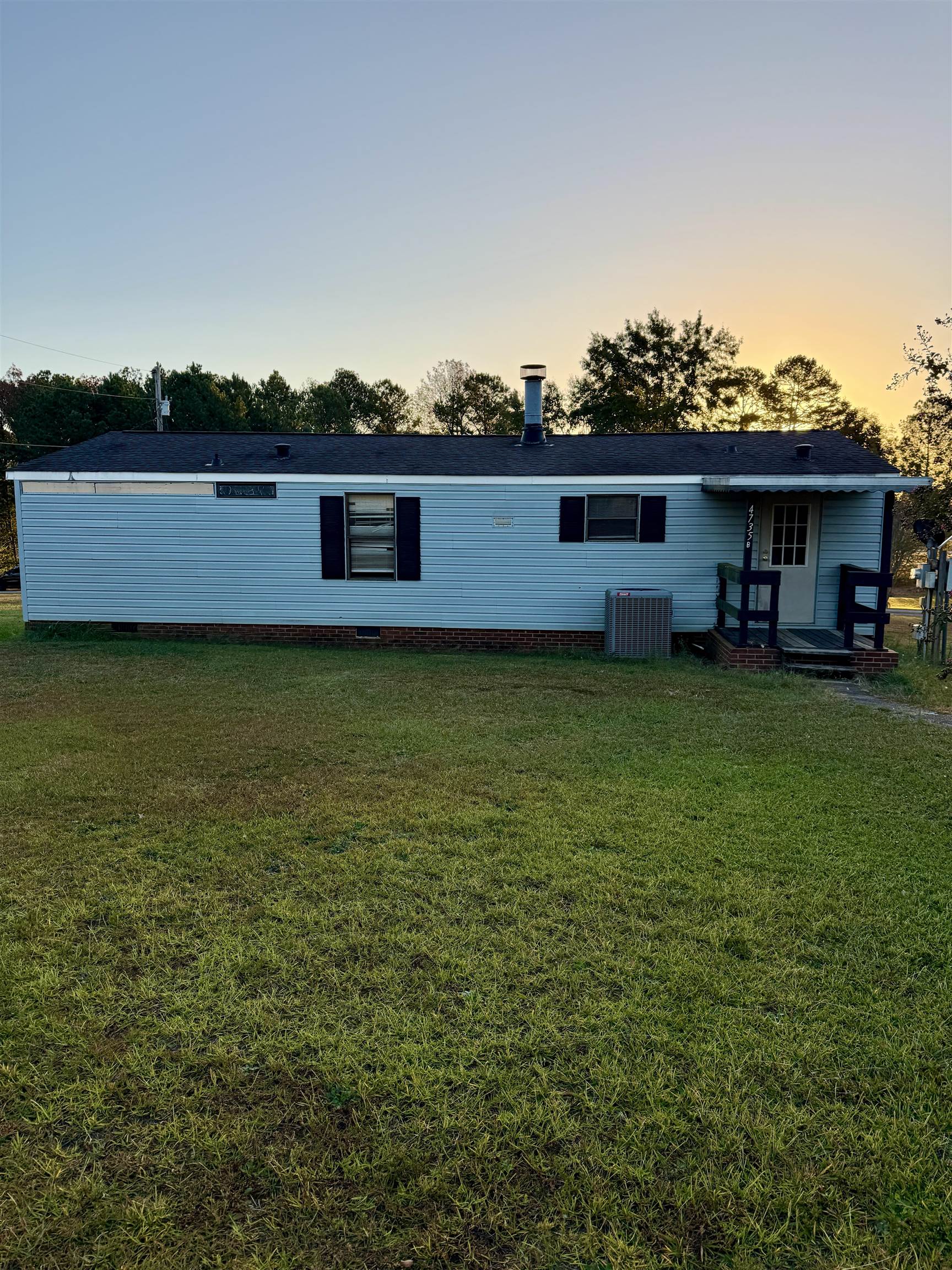 4735 B Duncan Blume Lane
