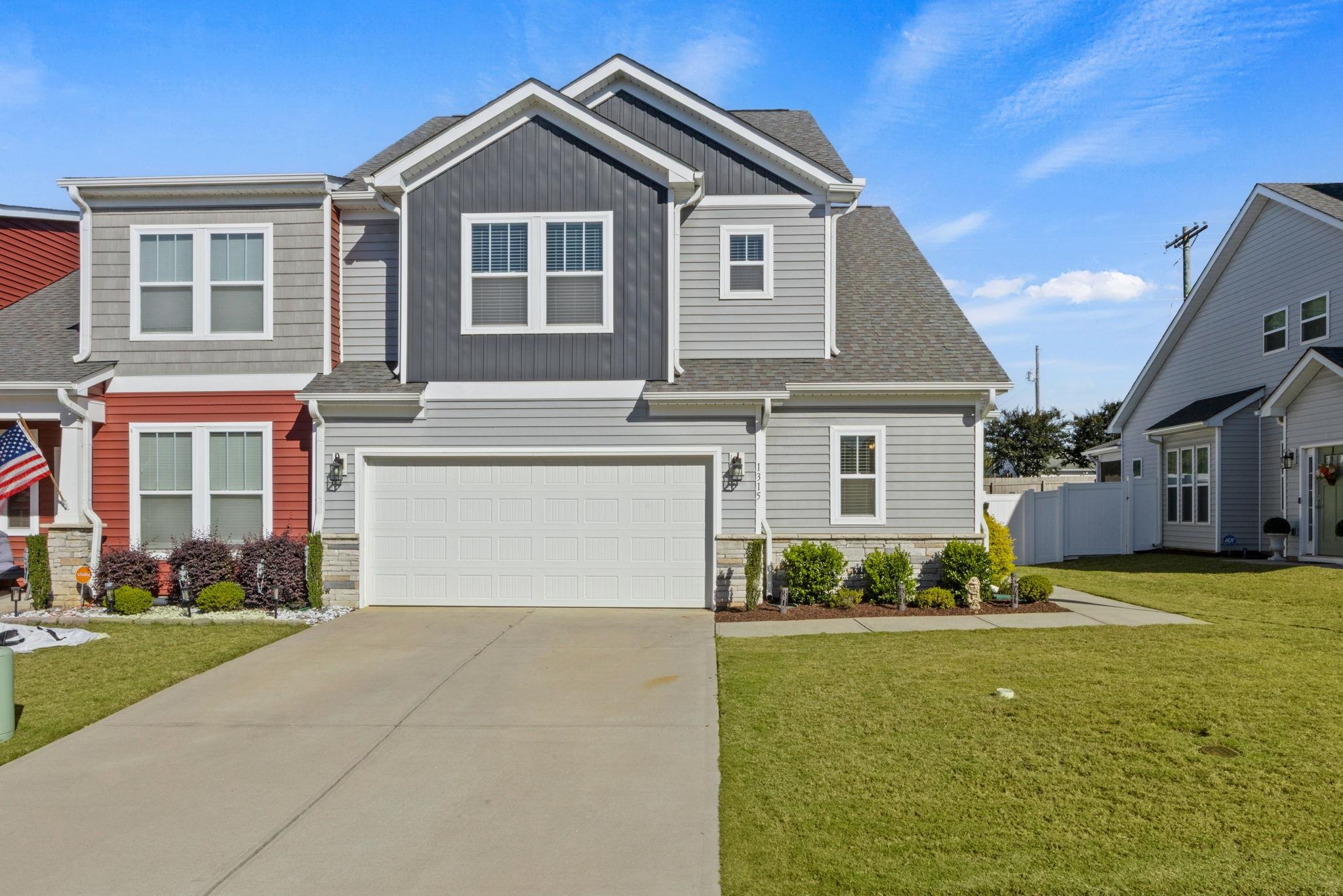1315 Summer Gold Way