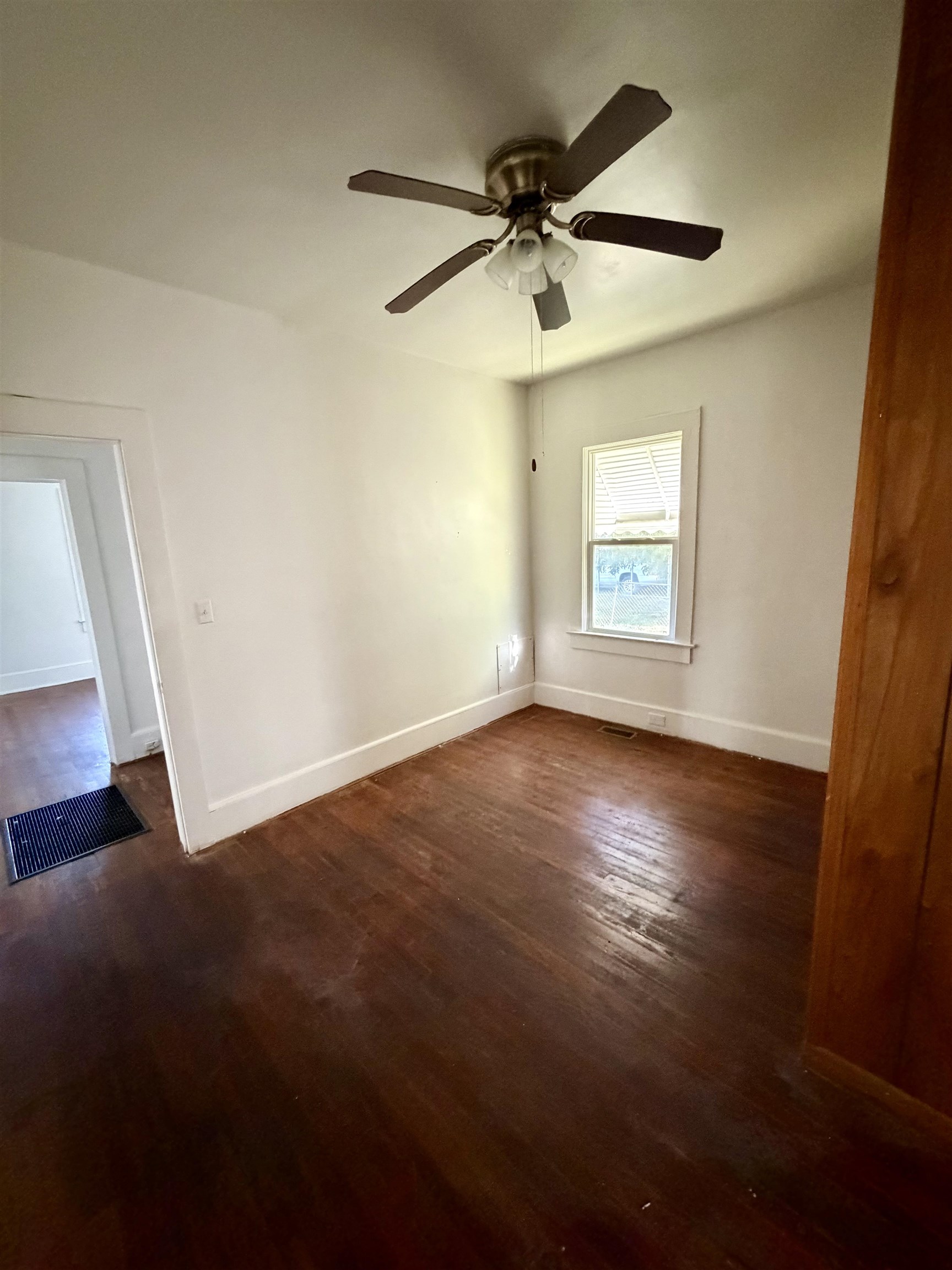 Image 16